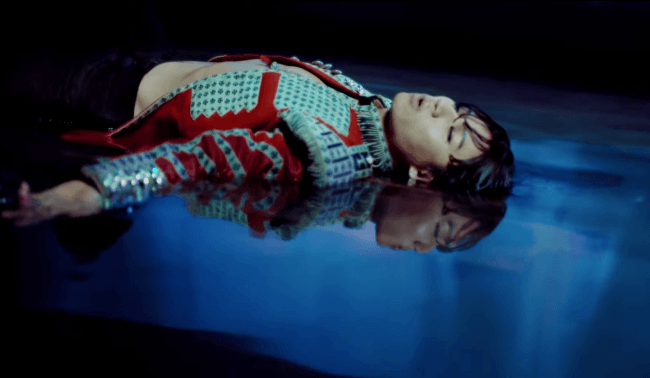 bae bae mv daesung in water