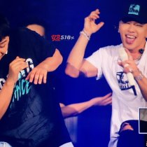 BIGBANG via YB_518 - 2017-11-24  (details see below)_26840713849_o