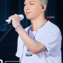 BIGBANG via YB_518 - 2017-11-24  (details see below)_26840726959_o