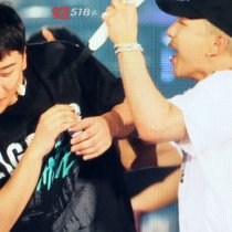 BIGBANG via YB_518 - 2017-11-24 (details see below)_38584751422_o